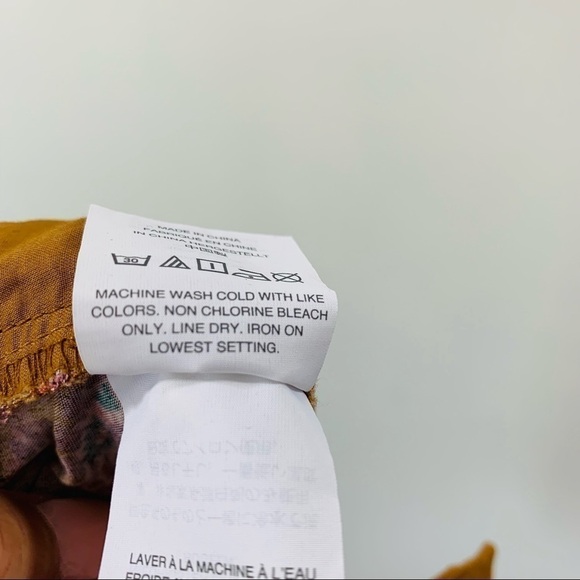 Madewell Drapey Pull-On Shorts in Warm Paisley - Picture 3 of 5